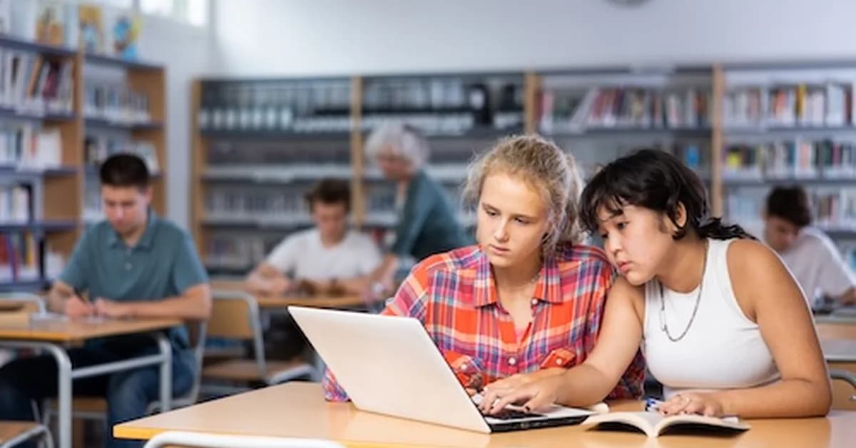 4 tips to support the literacy needs of middle and high school students