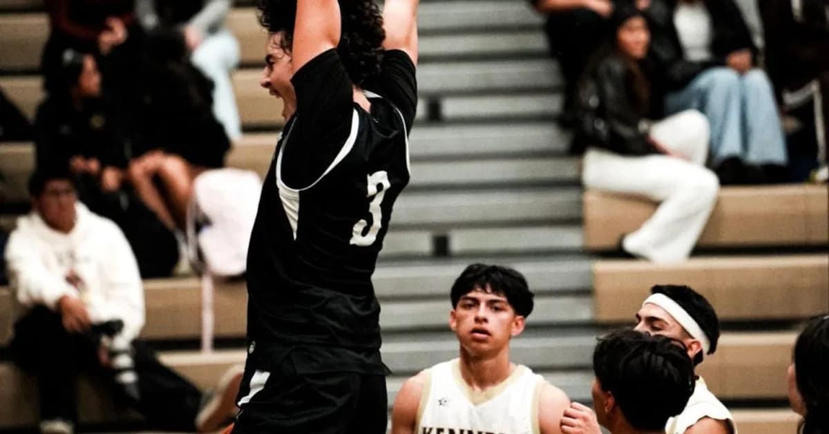Granada Hills senior Rafayel Masumyan commits to University of Evansville