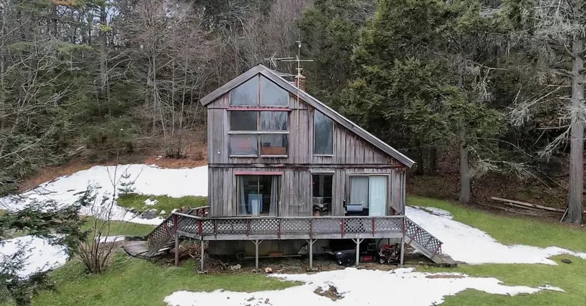 Charming $300K Vermont Cabin Near Brattleboro Finds Buyer Fast