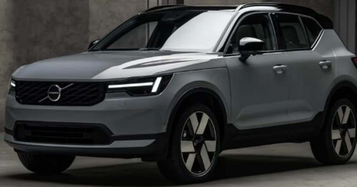 New corners, new lights for 2028 Volvo XC40
