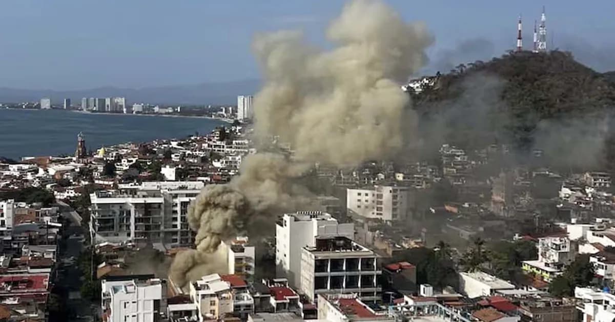 U.S. Expats Say There's No Way To 'Plan for This' as Mexico Erupts Over Cartel Leader's Killing