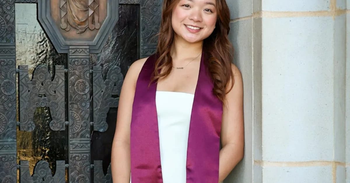 I graduated college this week without a job lined up. It feels like everyone else has their future figured out except me.