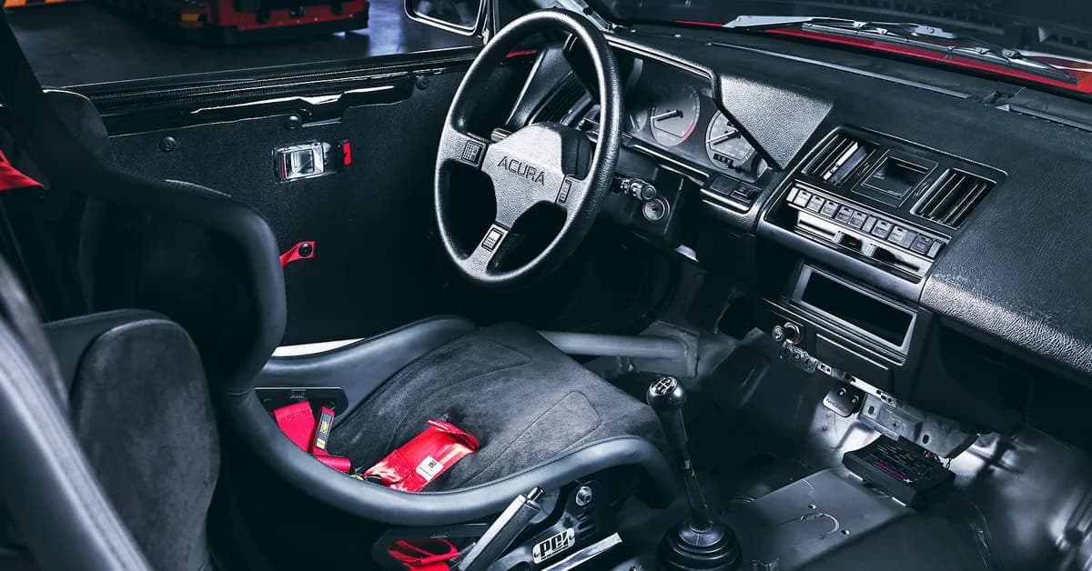 Acura Built a 1986 Integra Race Car for Its 40th Birthday and It's Just Sublime