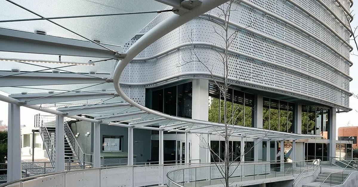 Qilin Strikes Ruiz Barbarin Arquitectos in Spain