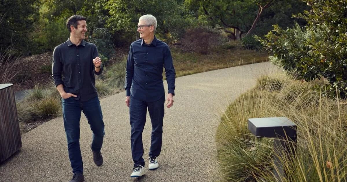 Tim Cook Steps Down as Apple CEO, Names Hardware Chief John Ternus as Successor