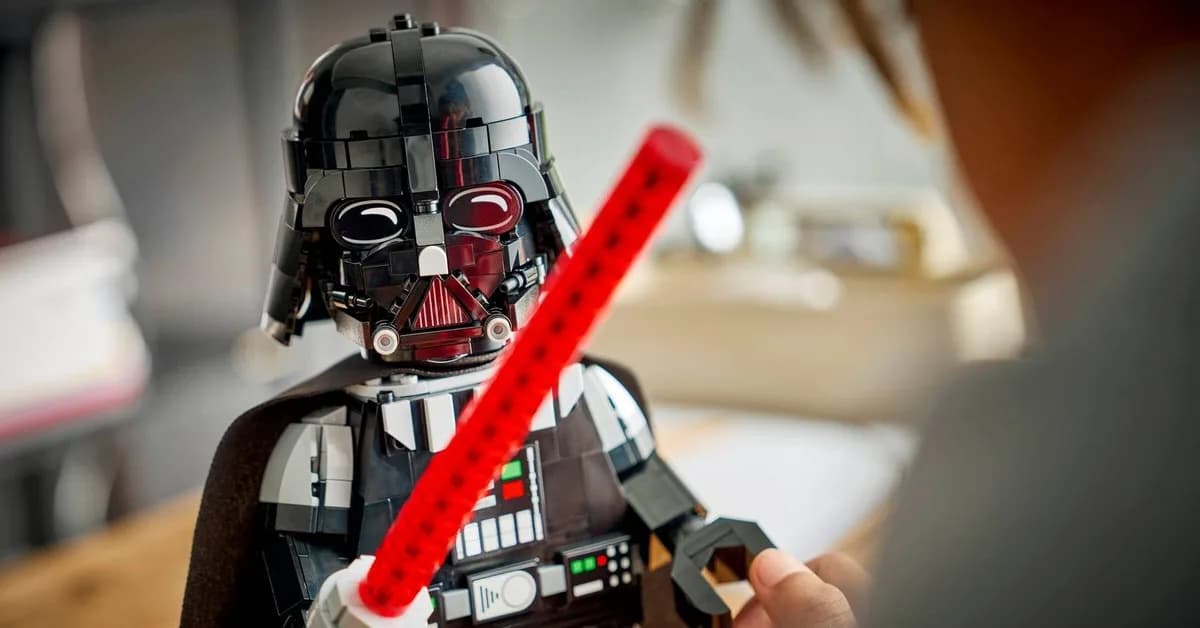 The New LEGO Star Wars Darth Vader Set for June Is Already on Backorder