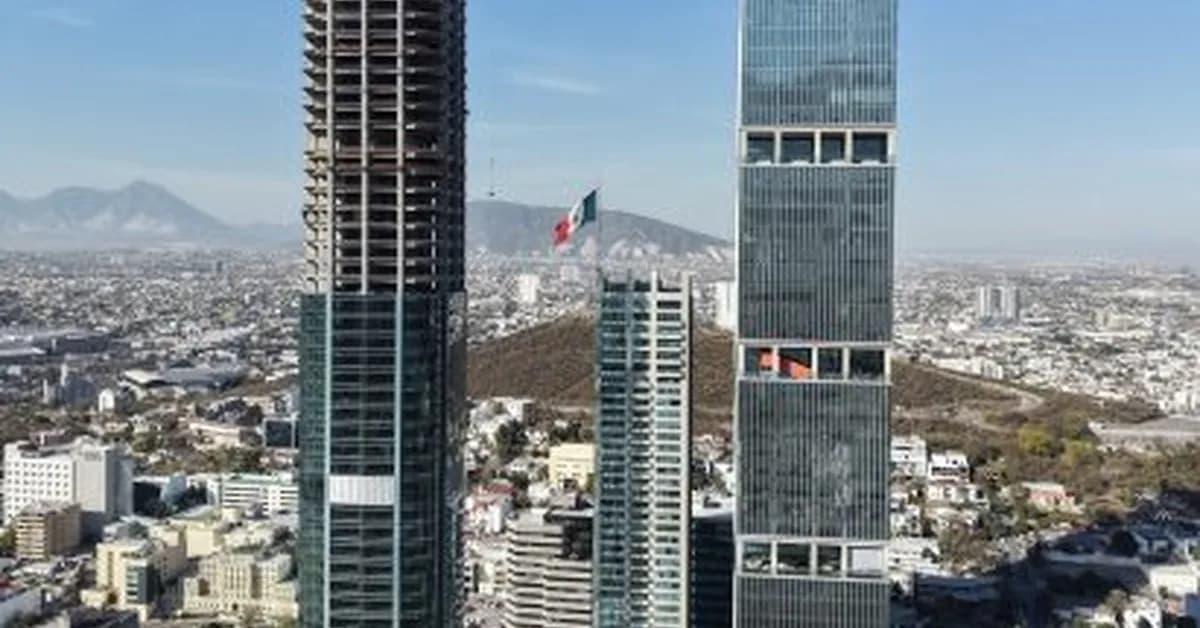 Photos reveal "new tallest building in Latin America" under construction in Mexico