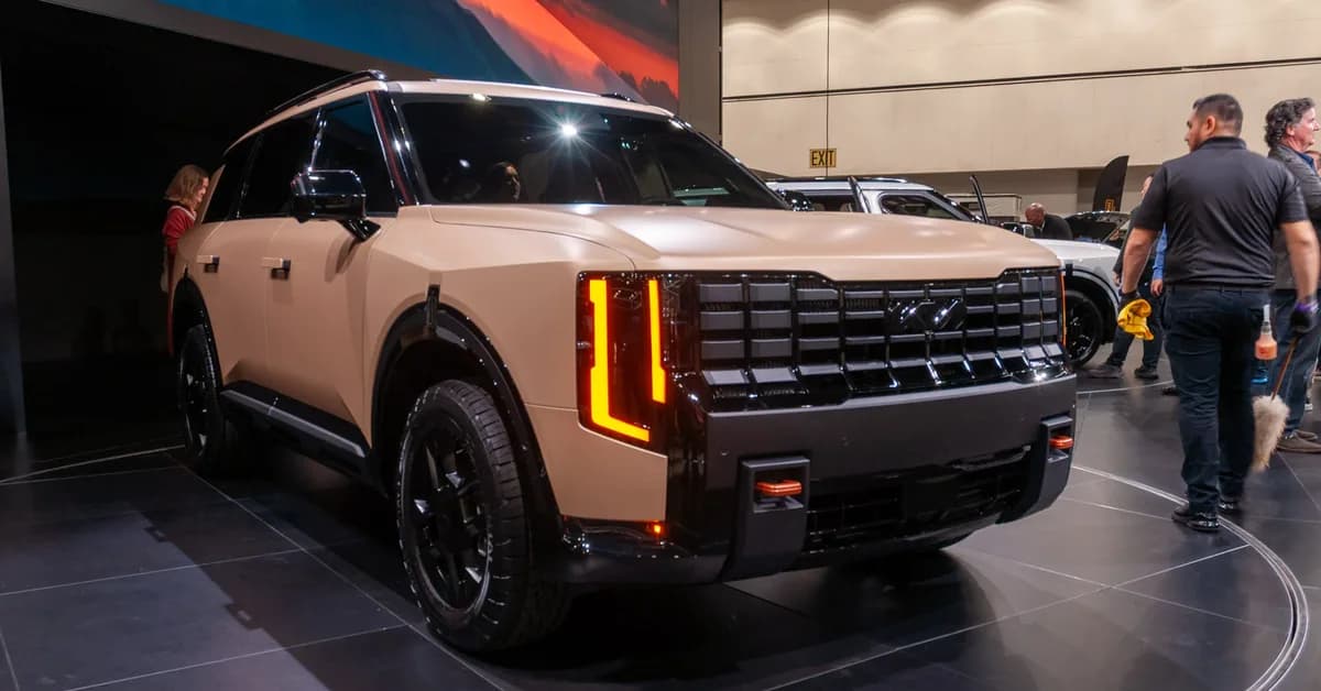 The 2027 Kia Telluride Hybrid Costs $48,035: TDS