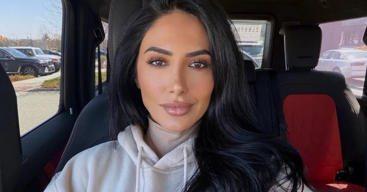 I ran a busy finance firm in NYC, but my stress got worse when I had surgery. Now I help high-achievers manage illness.