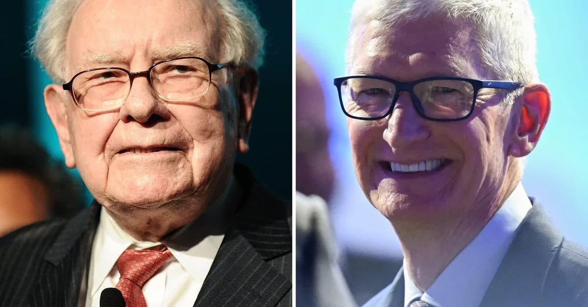 Warren Buffett asked Tim Cook to take a bow in a surprise speech at Berkshire meeting