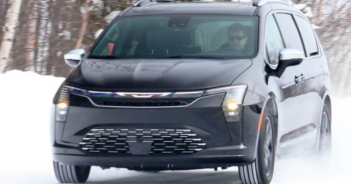 The Next Chrysler Pacifica Will Look a Little More 'RoboCop'