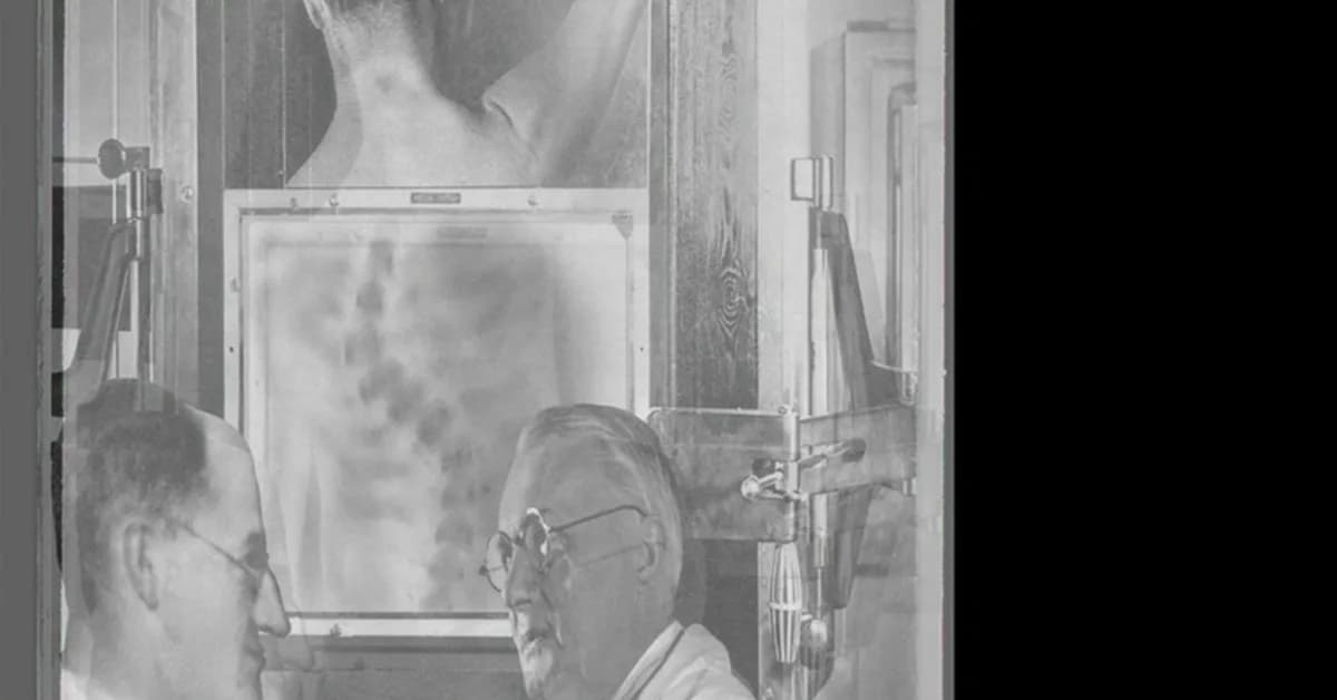 LLM-Based Automated Diagnosis Of Integration Test Failures At Google