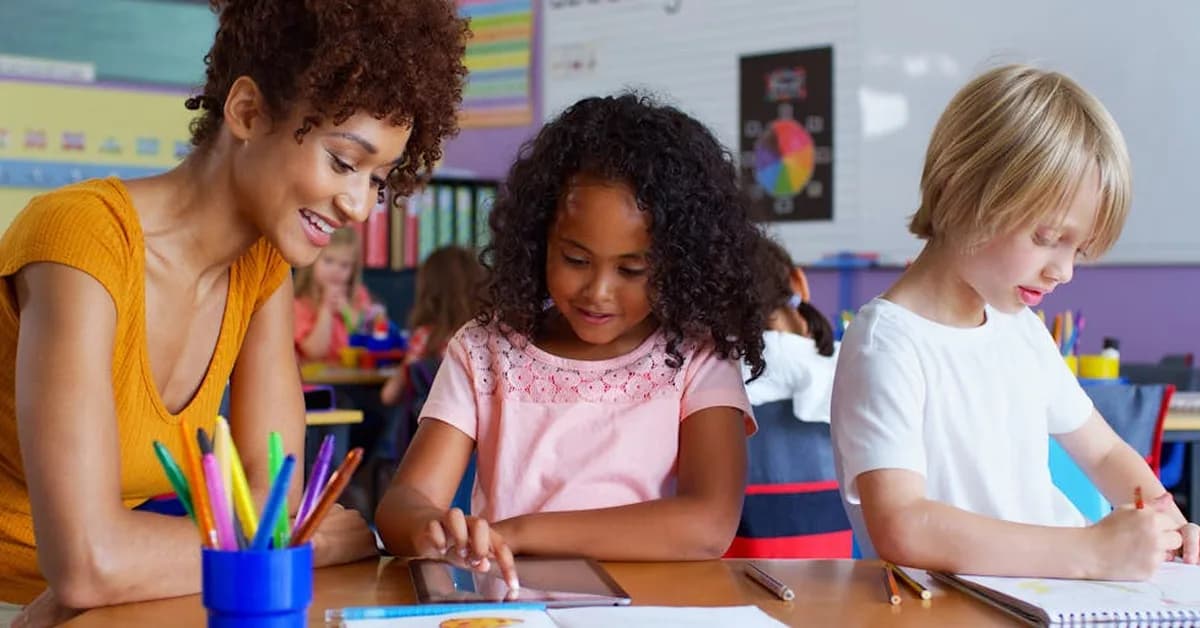 AI Is Changing Classrooms. Teacher Expertise Still Sets the Direction.