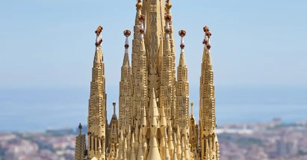 Lego reveals Sagrada Familia set to celebrate Gaudí centenary