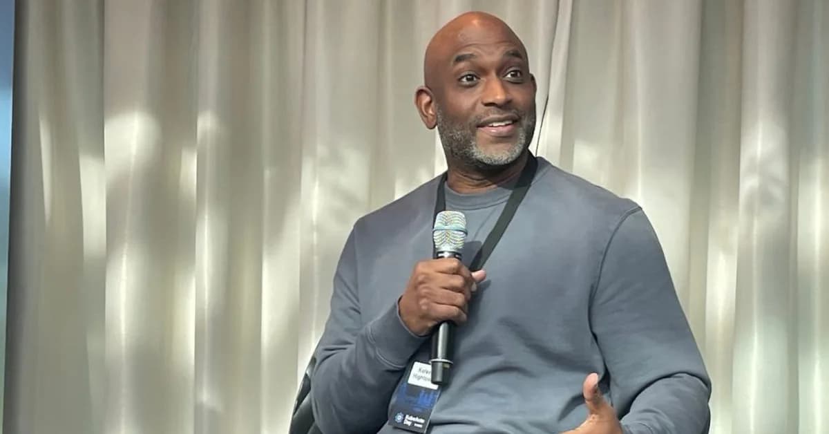 Kelsey Hightower at KubeCon 2026: "Everyone is a junior engineer when it comes to AI"