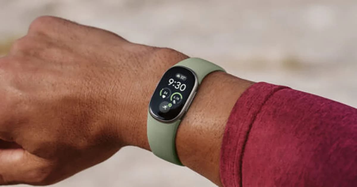 Google announces the Fitbit Edge, a middle ground between Pixel Watch 5 and Fitbit Air