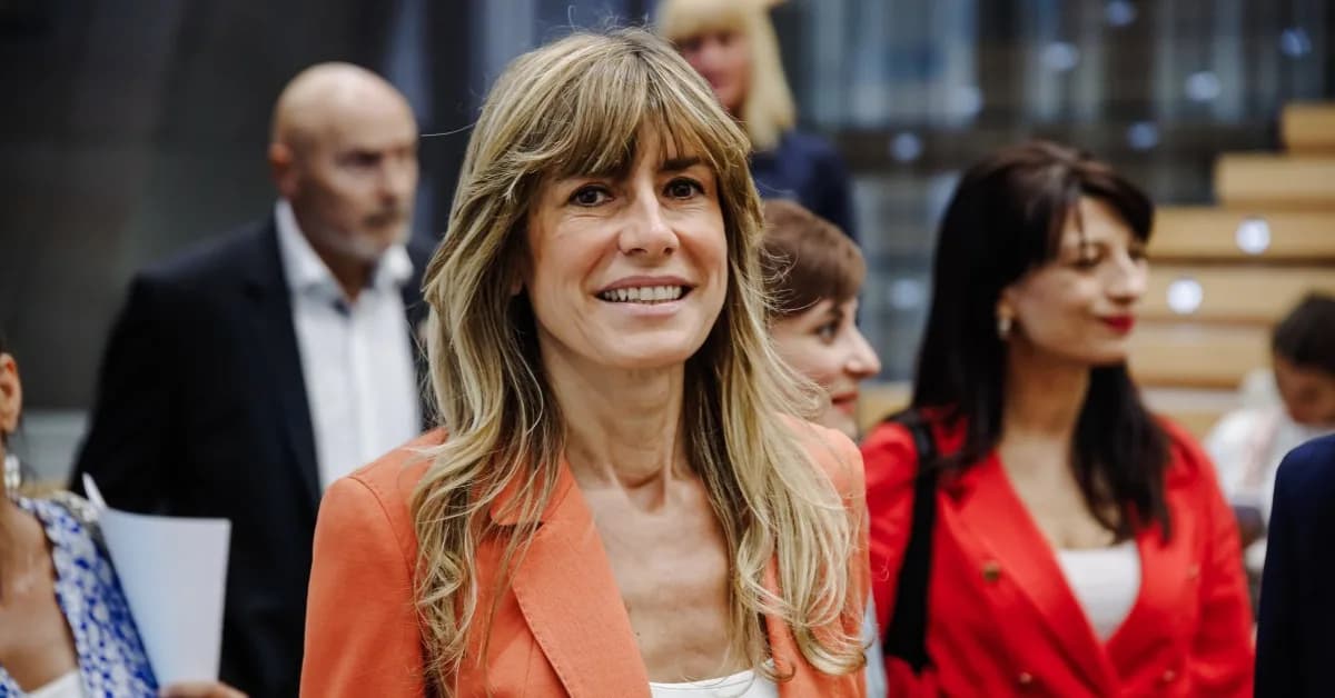 Spanish PM's wife charged with corruption