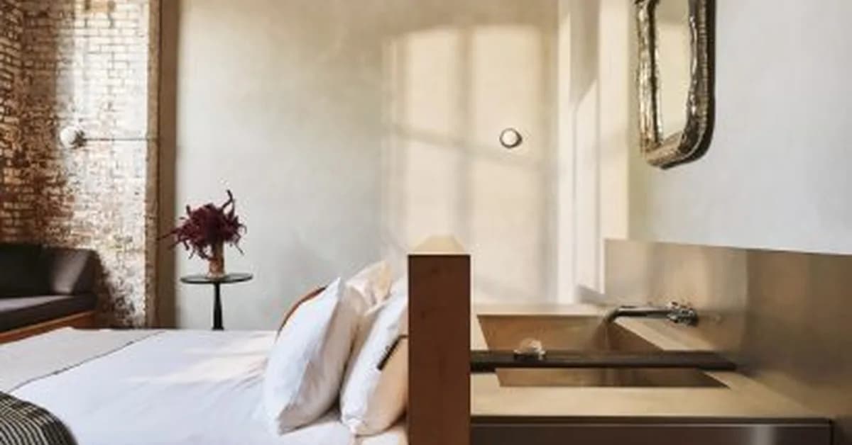 Charlap Hyman & Herrero converts factory into cavernous Pocketbook Hudson hotel