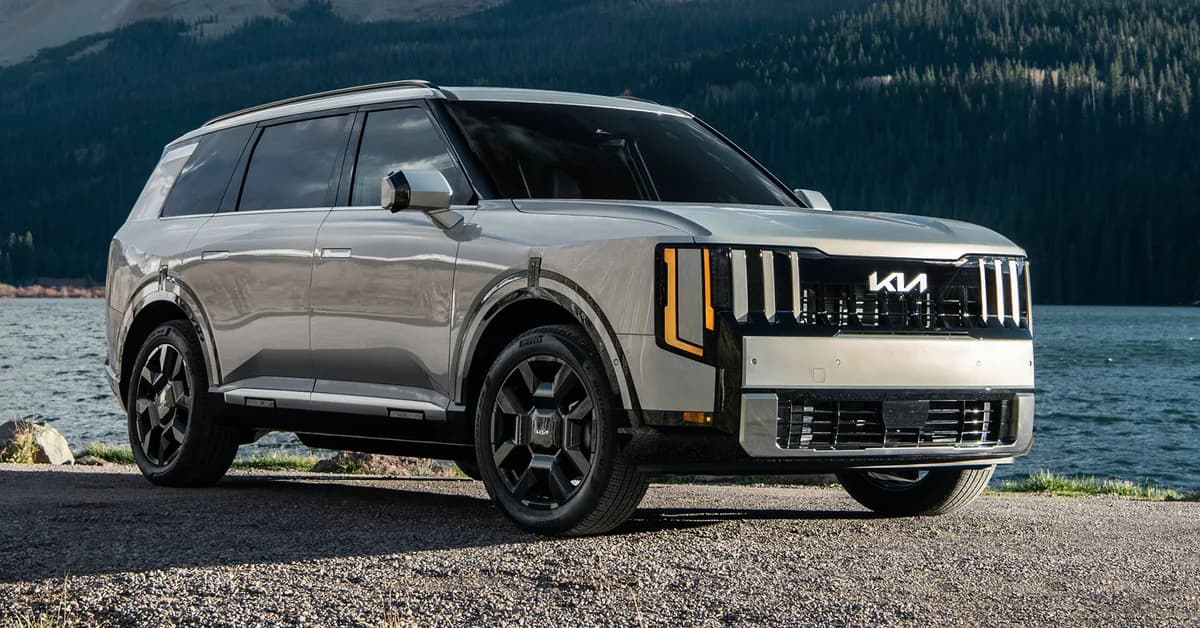Kia Stops Sales of Top Trim Telluride Hybrids for Power Seats That Can Crush You