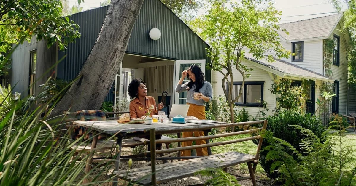 Renting an Airbnb this summer? Here are the best credit cards to use