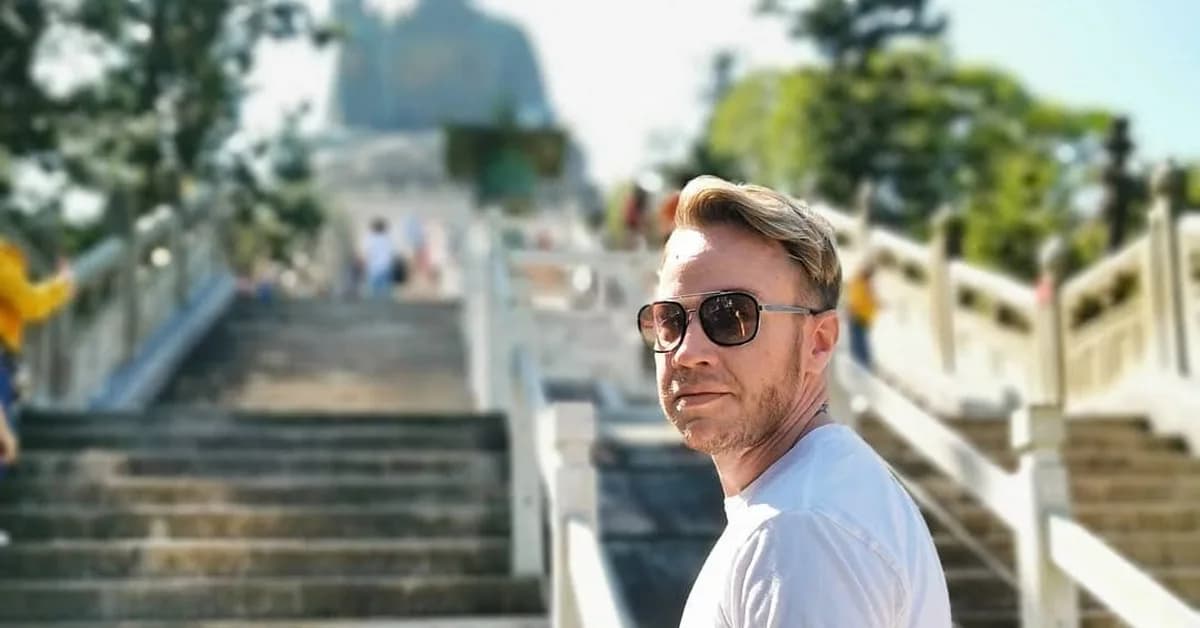 What it's really like living abroad, from expats who made homes overseas