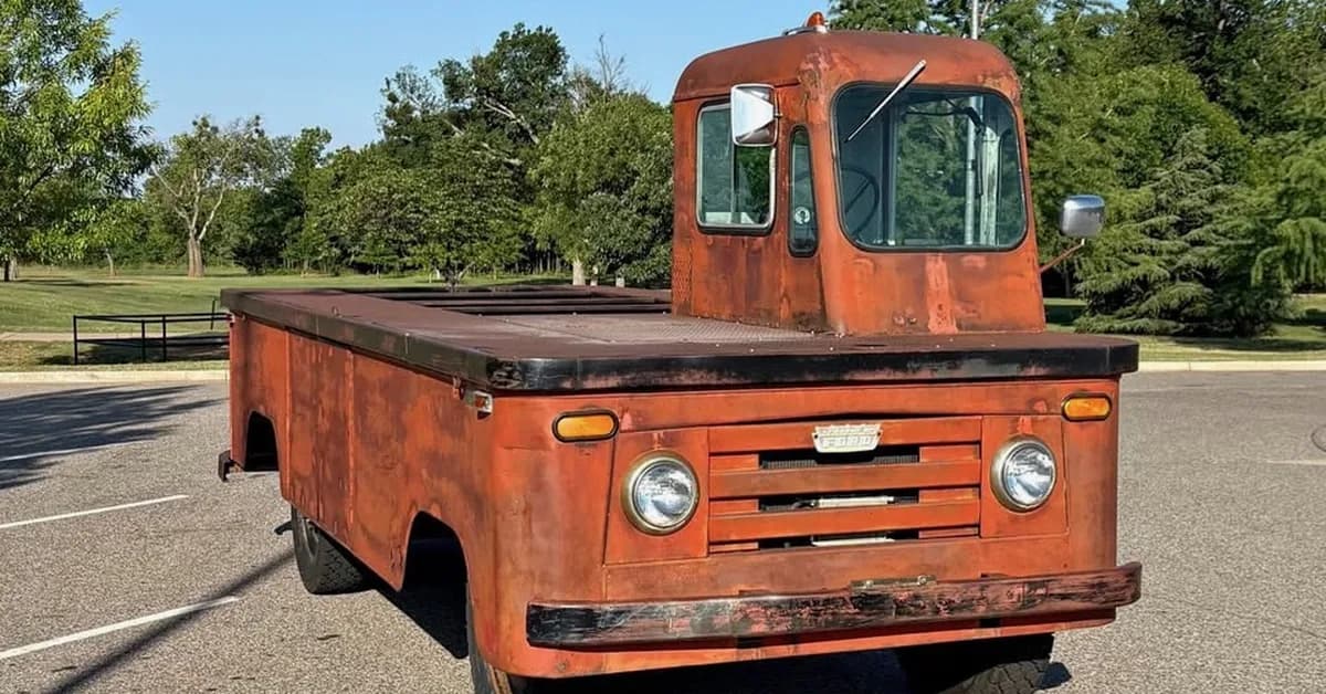 The Most Single Cab Truck Ever Was Built to Haul Construction Materials