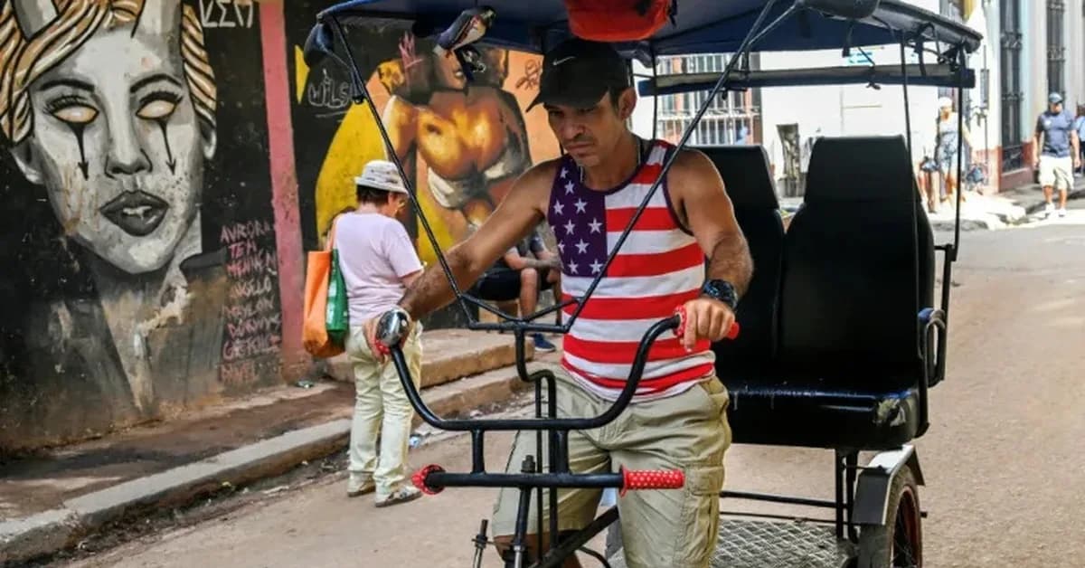 US Democratic lawmakers slam 'economic bombing' after Cuba visit