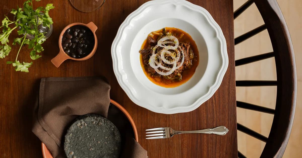Head Way Out on a Wisconsin Peninsula for This Stellar Mexican Spot