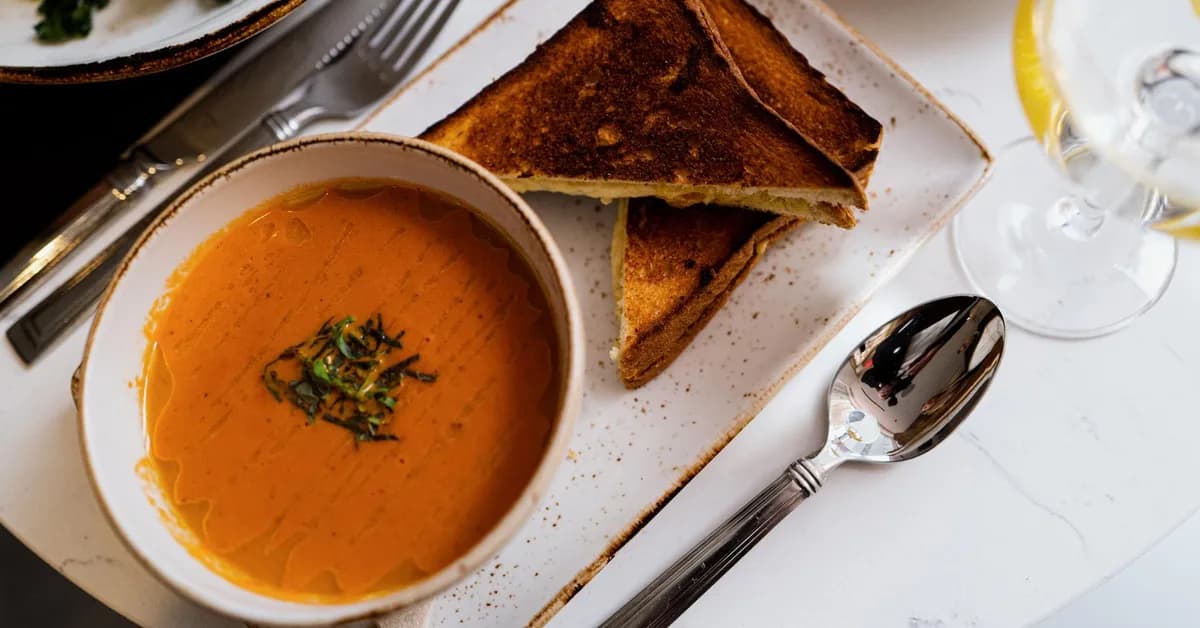 Why the Nordstrom Cafe Was the Ultimate Mother-Daughter Experience