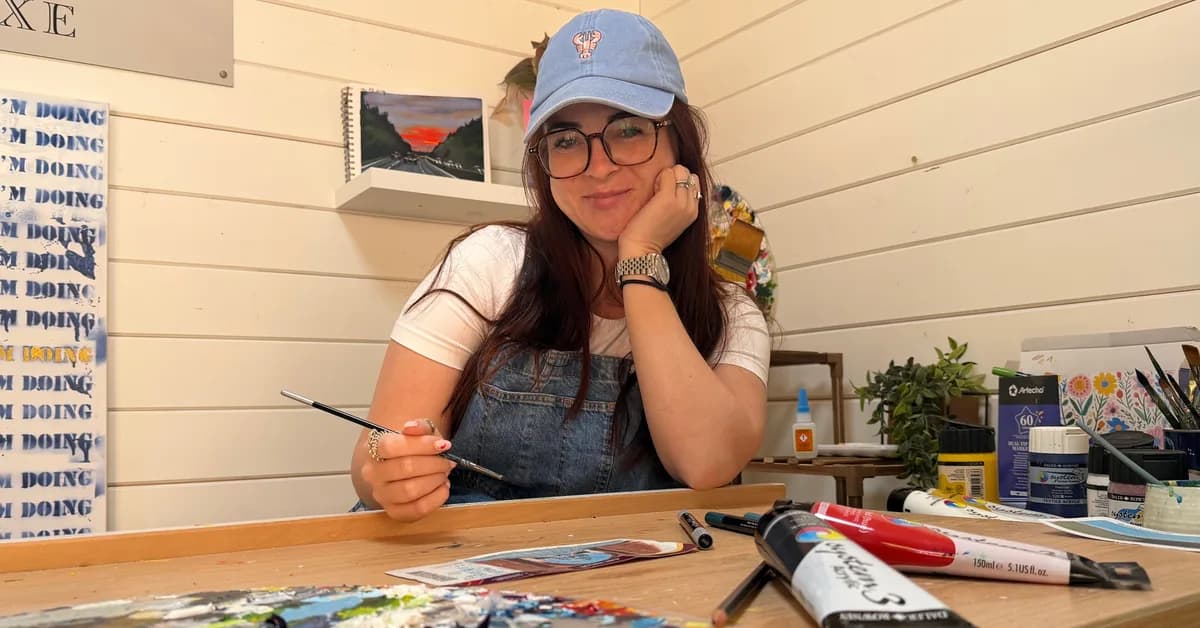 I walked away from running a successful social media agency to build a profitable art business