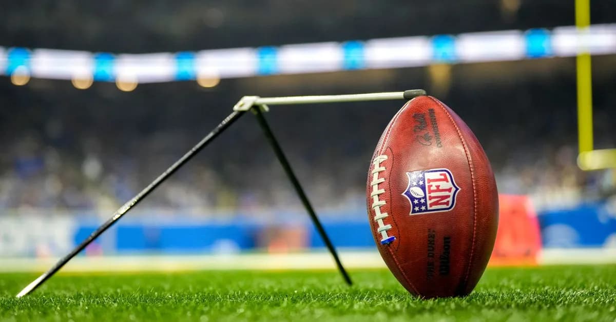 Microsoft is reportedly offering voluntary buyouts to up to 7 percent of its employees