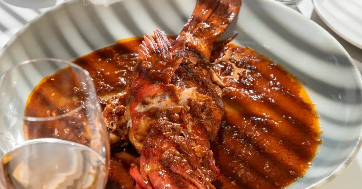 Three Perfect Days of Seafood, Ancient Ruins, and Cocktails in Athens
