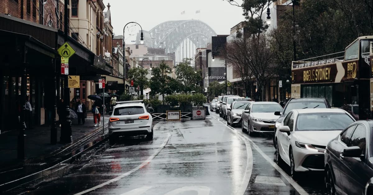 NSW cuts vehicle registration charges, lowers toll costs