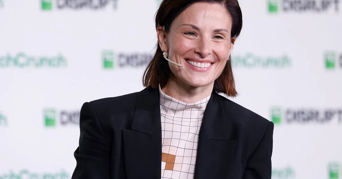 A top Netflix exec explains the streamer's plan to conquer your phone