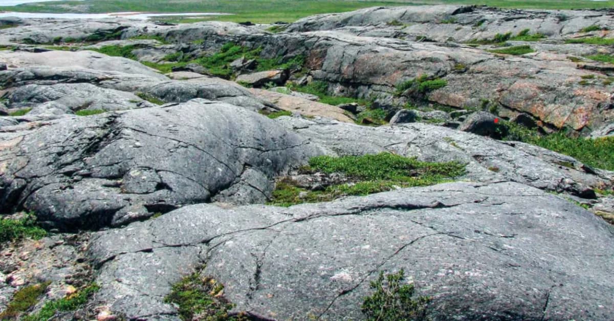 Canada's ancient rocks may hold a new source of clean energy