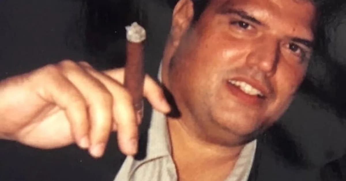 He weighed over 400 pounds as an FBI undercover agent - and it became his best disguise