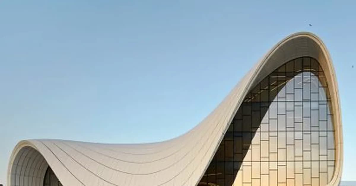 Heydar Aliyev Centre the ultimate expression of parametricism's "seamless fluidity"