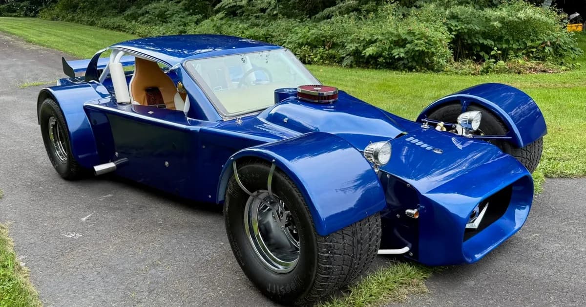You've Never Seen a Lotus Turned Into a Circle Track Car Like This