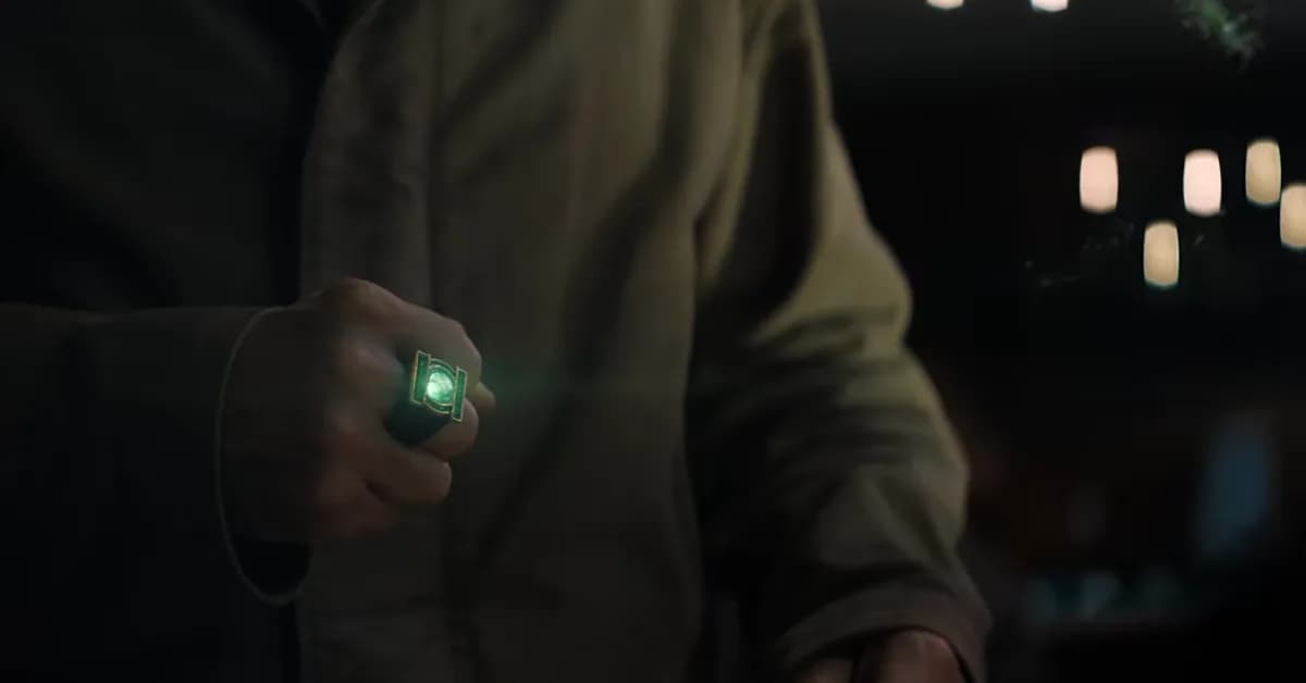New Lanterns Trailer Has a Lot More Green - and a Quick Look at Nathan Fillion's Guy Gardner