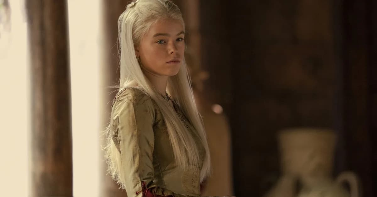 Supergirl Star Milly Alcock Says Starring in Game of Thrones Spinoff House of the Dragon 'Made Me Aware That Simply Existing as a Woman in That Space Is Something People Comment On'