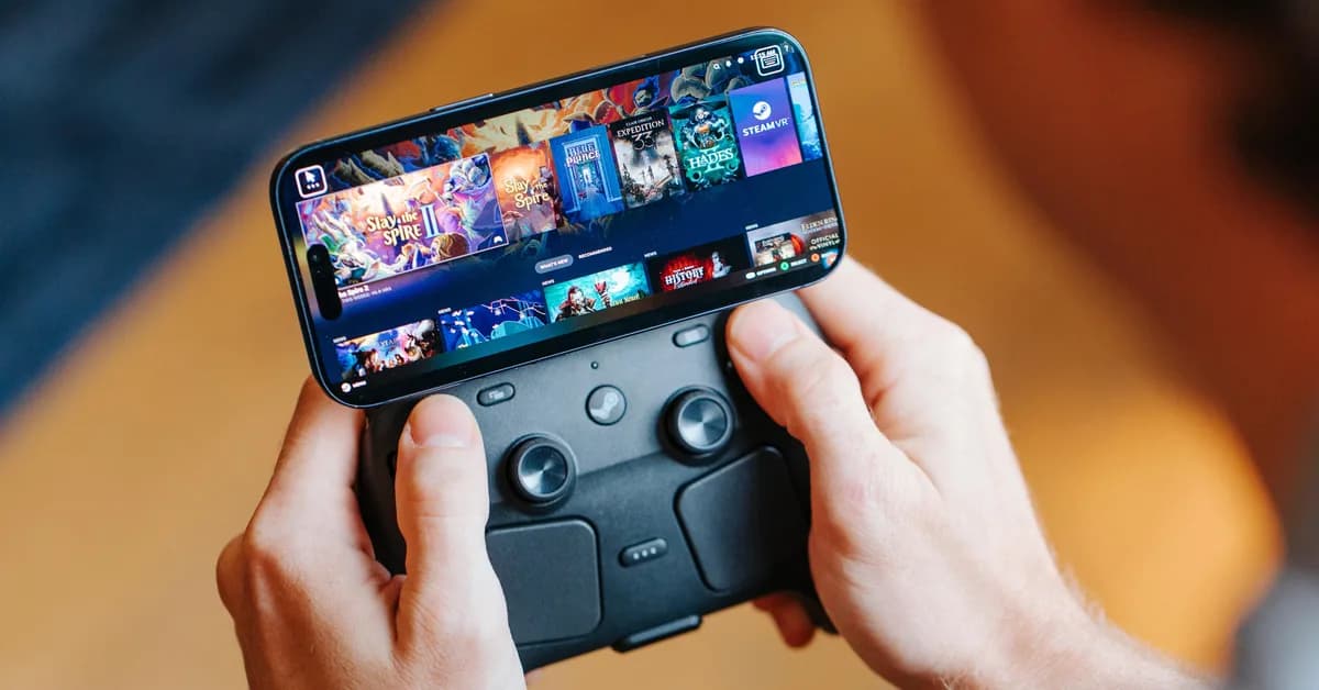 This accessory can snap a Steam Controller to your phone - or almost anything else