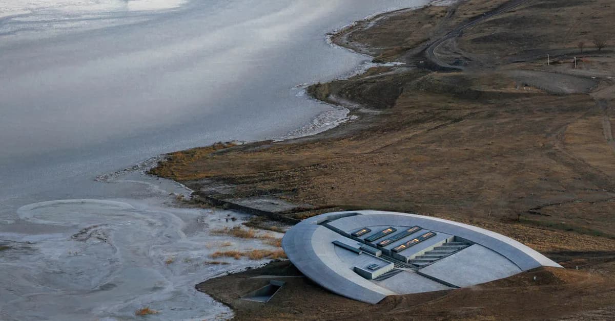 Büro Ziyu Zhuang creates UFO-shaped gallery in grassland in Inner Mongolia