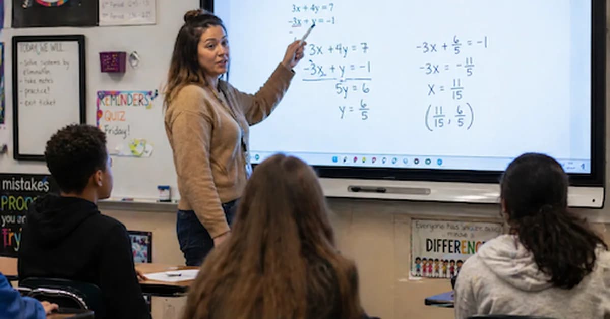 What it takes to build teacher confidence in math: 4 lessons for district leaders