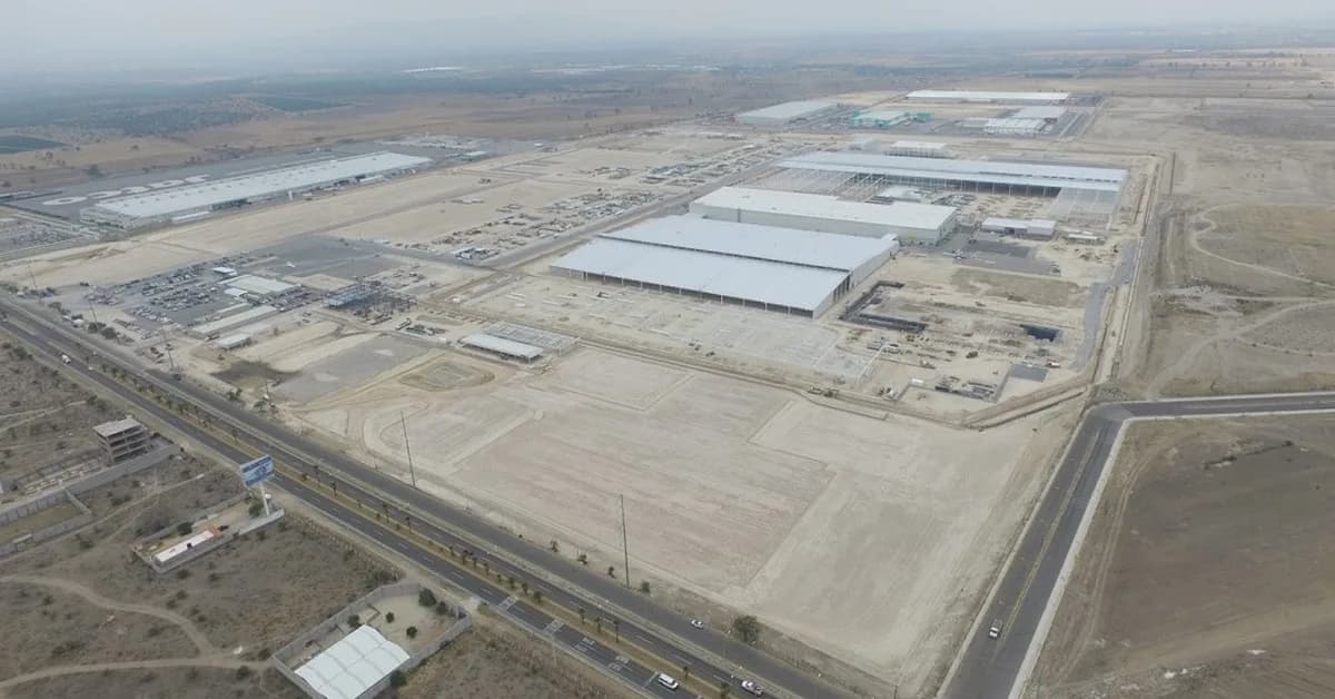Geely & BYD Are Top Bidders For Nissan/Mercedes Aguascalientes Plant, Potentially Expanding Mexican EV Production