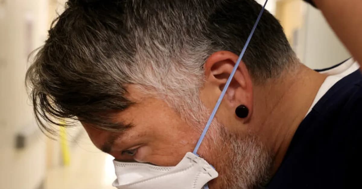 Opinion: We need more men in nursing