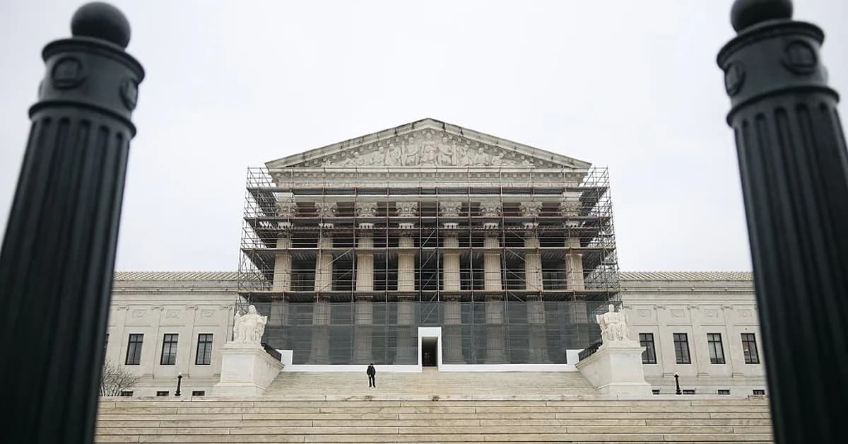 After major voting rights ruling, parties dispute whether the Supreme Court should finalize decision immediately to allow changes to Louisiana's congressional map
