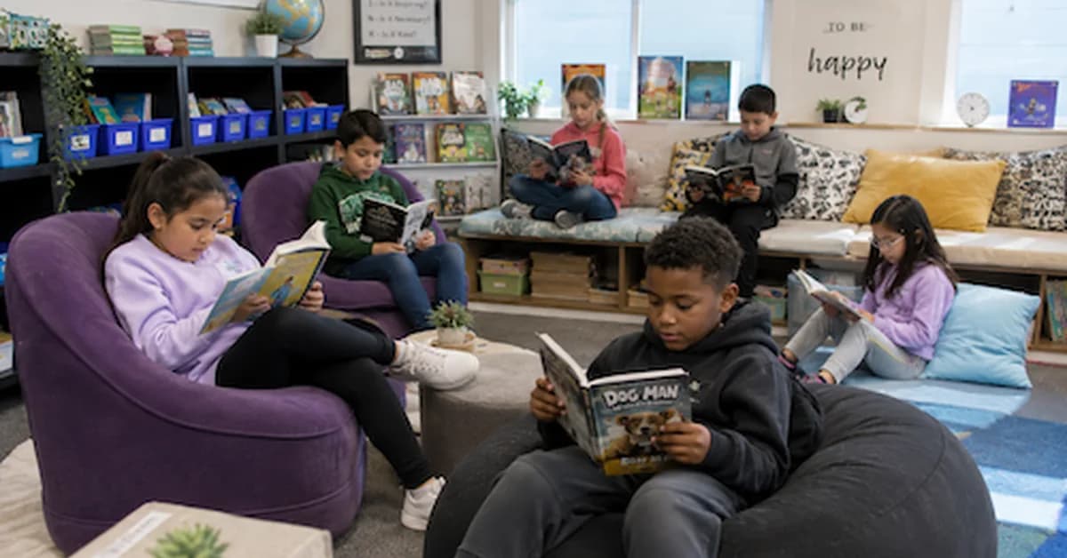 This elementary school banned screens in the middle of the year. Will it solve their reading crisis?