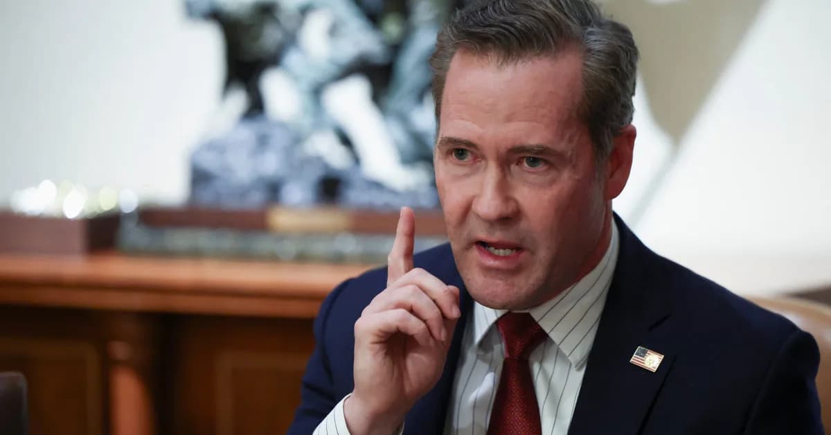 Trump's DOJ Hands $1.2 Million Payout To His Former National Security Advisor, Mike Flynn