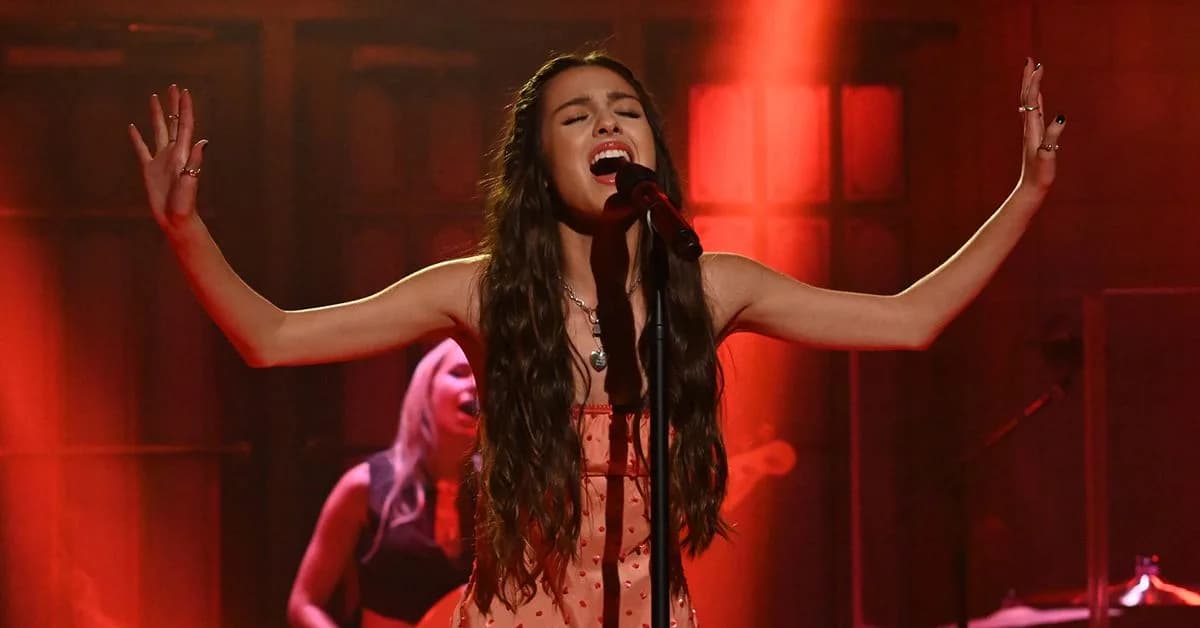 Olivia Rodrigo doesn't quite rock her Saturday Night Live hosting debut