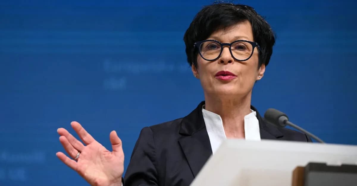 EU developing rules to 'bite hard' if new members go rogue, says enlargement chief